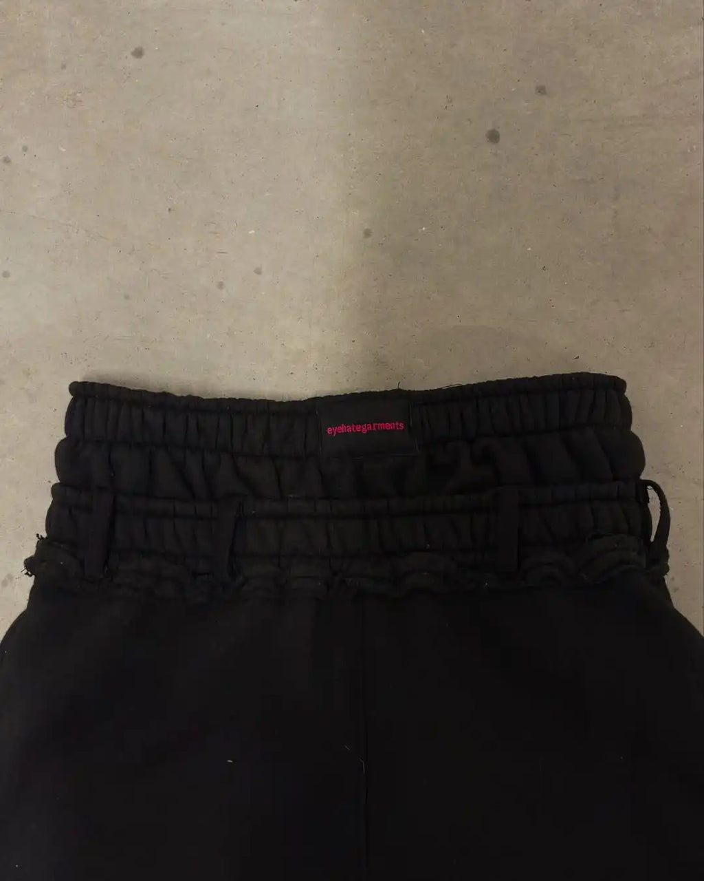 Letter Print Sagging Pants